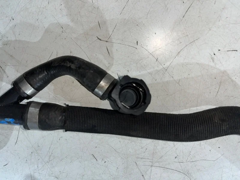 Патрубок системы охлаждения BMW X5 E70 N52B30 2007 - миниатюра 3
