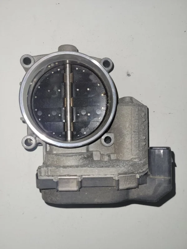 Заслонка дроссельная BMW 5 F10/F11 N52B25 2010 - изображение 1