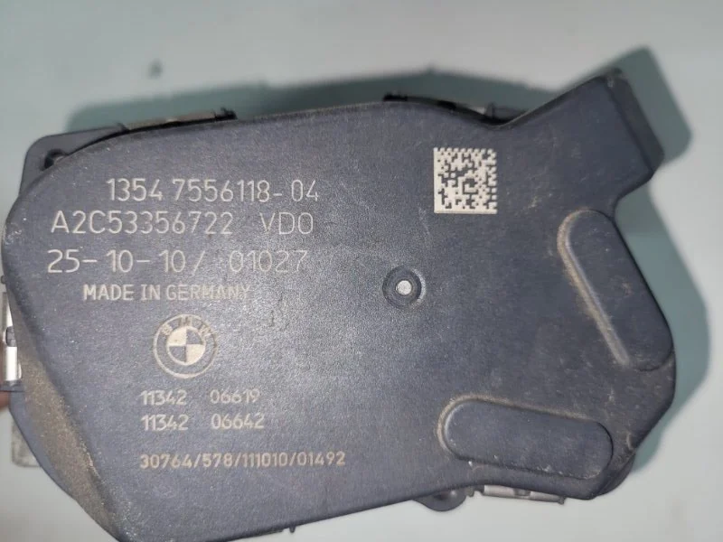 Заслонка дроссельная BMW 5 F10/F11 N52B25 2010 - миниатюра 4