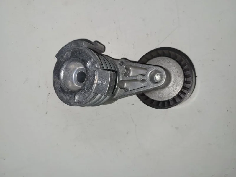 Натяжитель ремня ролик BMW 5 F10/F11 N52B25 2010 - миниатюра 2