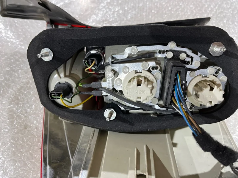Фонарь наружный задний правый BMW X5 E70 N52B30 - миниатюра 3