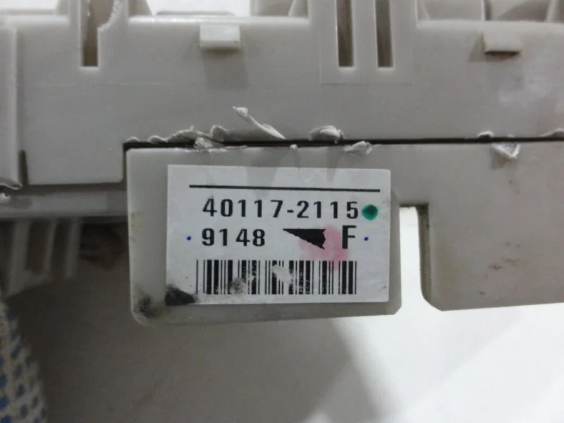 Блок предохранителей Mitsubishi Lancer CS9 4G18 - миниатюра 3
