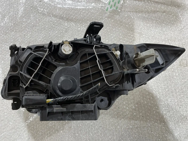 Фара галогеновая передняя правая BMW 1 E87 N45B16 - миниатюра 3