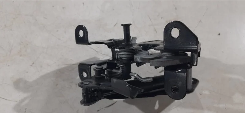 Замок капота правый BMW 5 F10/F11 N52B25 2010 - миниатюра 2