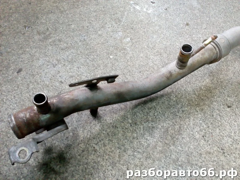 Фланец системы охлаждения Infiniti FX35 1 VQ35 - миниатюра 4