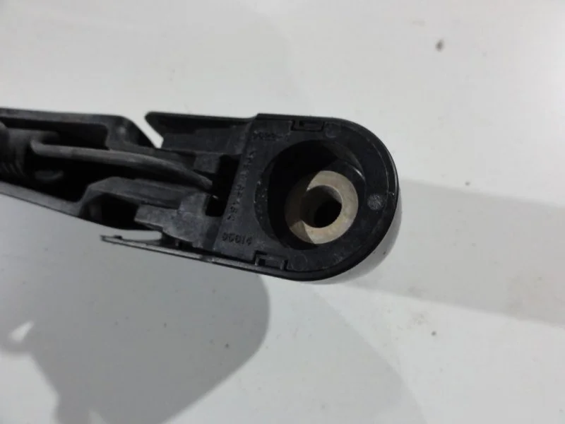 Поводок стеклоочистителя задний Suzuki Swift 3 - миниатюра 3