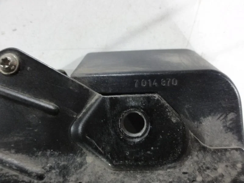 Замок багажника BMW 7 E65 N62B44A 2002 - миниатюра 2