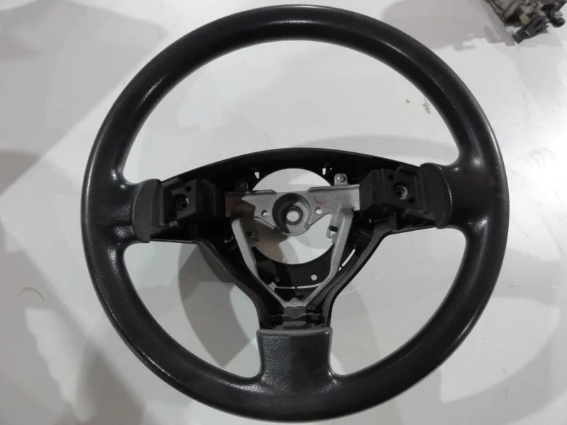 Рулевое колесо (руль) Suzuki Swift 3 ZC11S110925 - изображение 1
