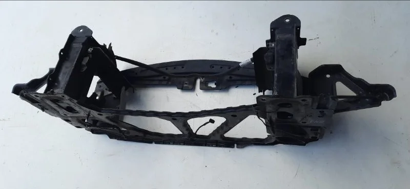 Панель передняя (телевизор) BMW Z4 E85 M54B30 2003 - миниатюра 3