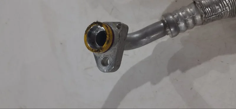 Трубка кондиционера BMW 5 F10/F11 N52B25 2010 - миниатюра 3