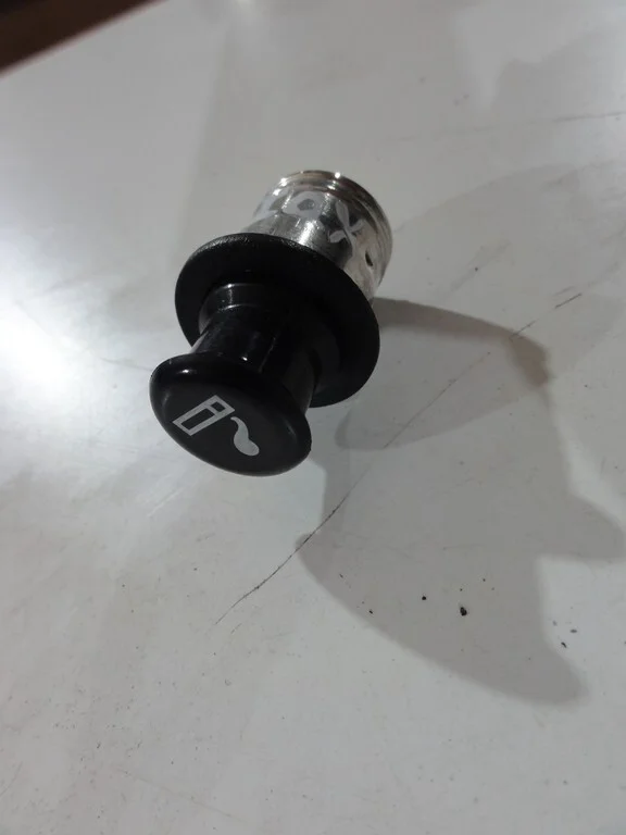 Прикуриватель Infiniti QX56 1 VK56DE 2008 - миниатюра 3