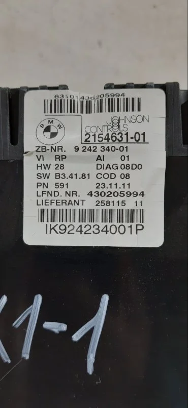 Панель приборов (щиток) BMW X1 E84 N46B20 2011 - миниатюра 5