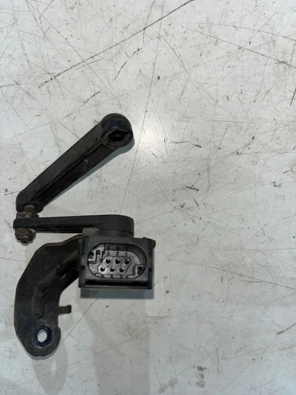 Датчик дорожного просвета BMW X5 E70 N52B30 2007 - миниатюра 6
