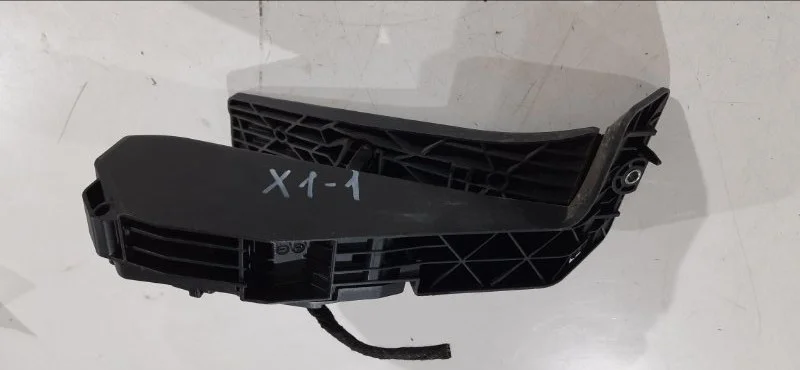 Педаль газа BMW X1 E84 N46B20 2011 - миниатюра 3
