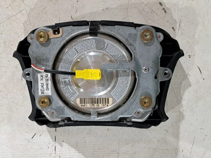 Подушка безопасности в руль BMW 5 E39 M52B25 1996 - миниатюра 2