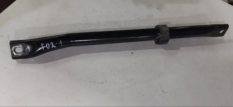 Распорка кузова передняя правая BMW 7 F02 N63B44A - миниатюра 2