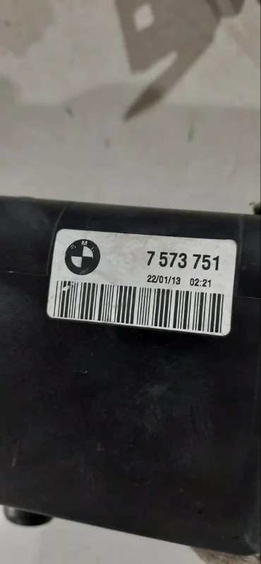 Бачок расширительный BMW Z4 E85 M54B30 2003 - миниатюра 4