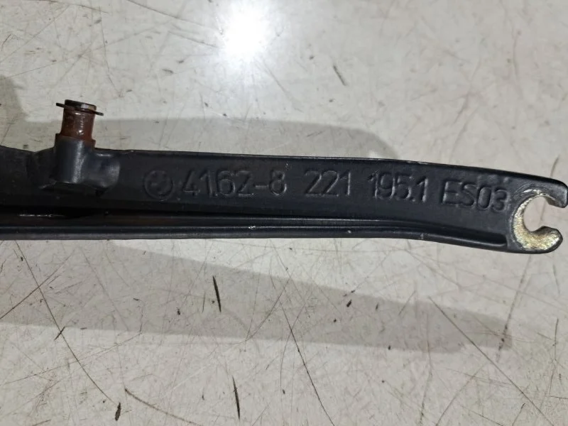 Петля багажника левая BMW Z4 E85 M54B30 2003 - миниатюра 4
