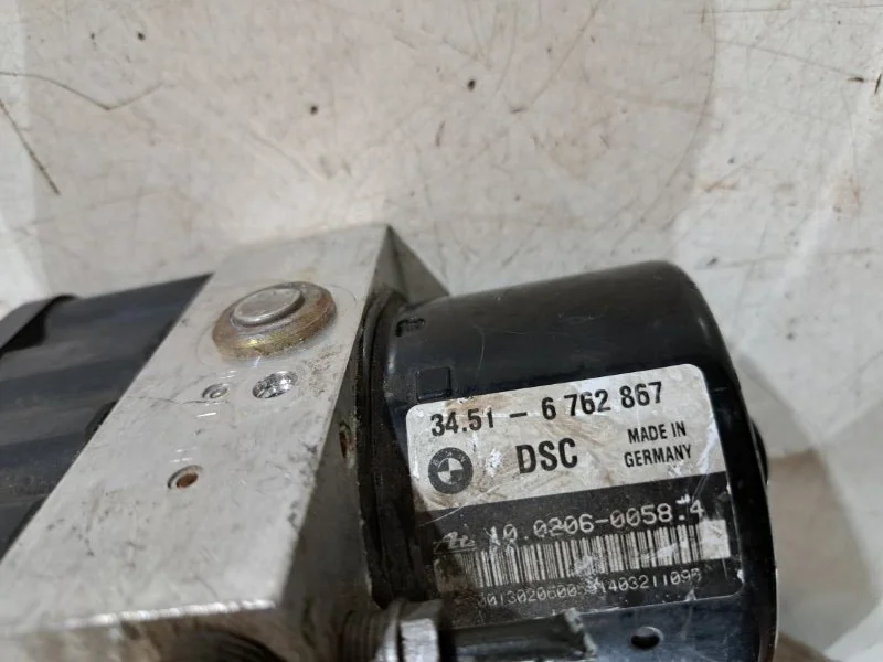 Блок ABS (насос) BMW Z4 E85 M54B30 2003 - миниатюра 8