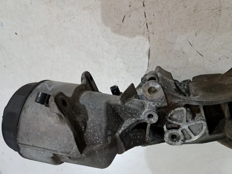 Корпус фильтра масляного BMW Z4 E85 M54B30 2003 - миниатюра 3