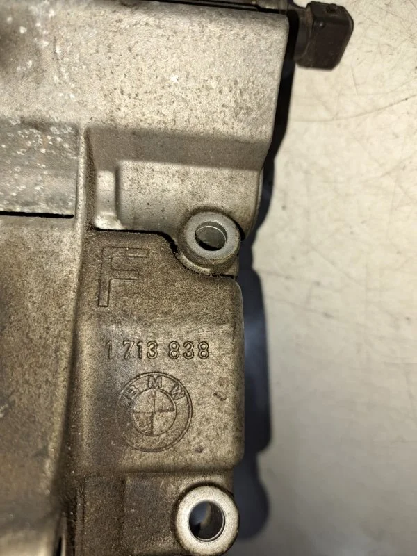 Корпус фильтра масляного BMW Z4 E85 M54B30 2003 - миниатюра 9