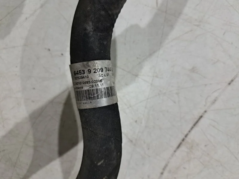 Трубка кондиционера BMW X1 E84 N46B20 2011 - миниатюра 4