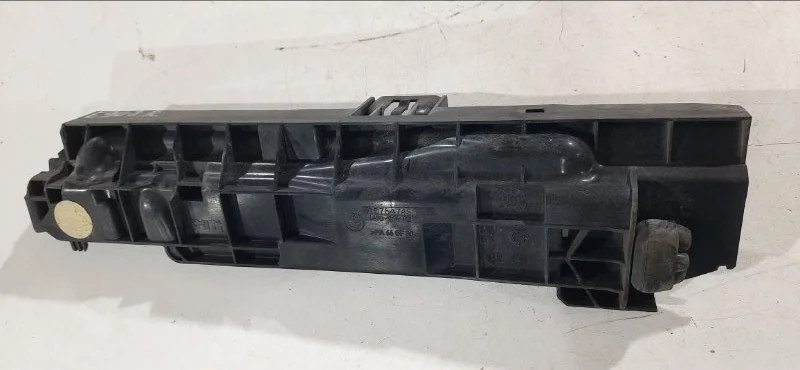 Кронштейн радиатора правый BMW 3 E90/E91 N46B20 - миниатюра 2