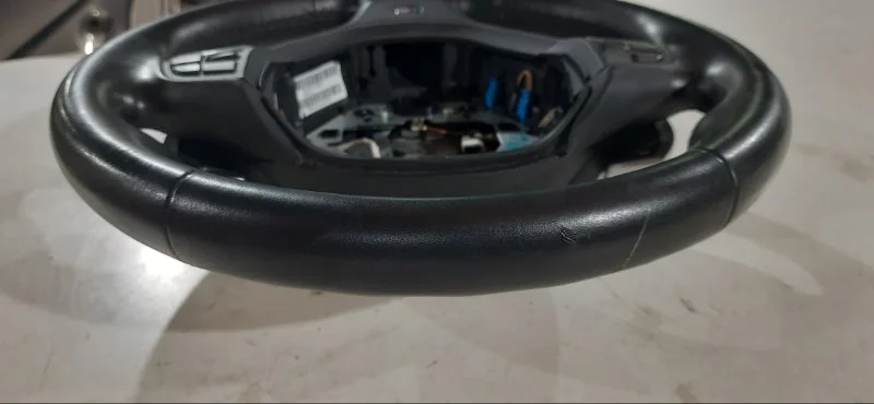 Рулевое колесо (руль) BMW 5 F10/F11 N52B25 2010 - миниатюра 8