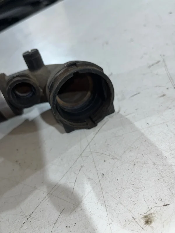 Патрубок радиатора верхний BMW Z4 E85 M54B30 2003 - миниатюра 4