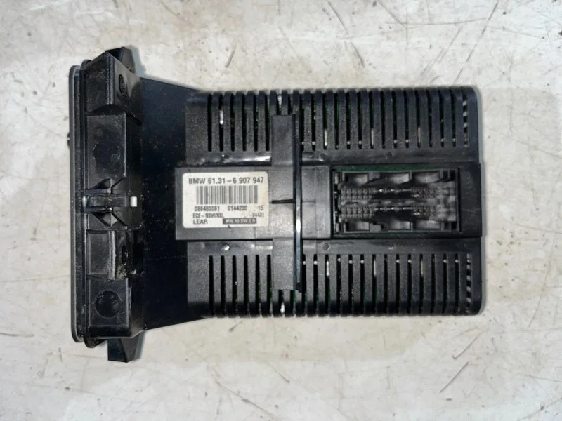 Переключатель света фар BMW 3 E46 M43B19 2000 - миниатюра 3