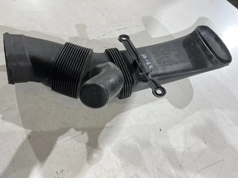 Патрубок воздушного фильтра BMW X5 E70 N52B30 2007 - изображение 1