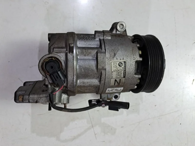 Компрессор кондиционера BMW 3 E90/E91 N46B20 2005 - миниатюра 2