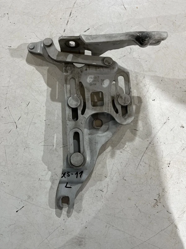 Петля капота левая BMW X5 E70 N52B30 2007 - миниатюра 3