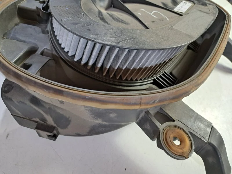 Корпус фильтра воздушного BMW X6 E71 M57306D3 - миниатюра 6
