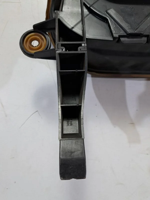 Корпус фильтра воздушного BMW X6 E71 M57306D3 - миниатюра 9