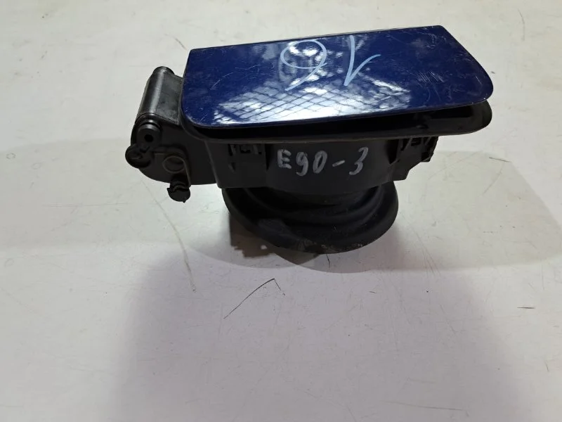 Лючок бензобака BMW 3 E91/E90 N52B25 2008 - миниатюра 2