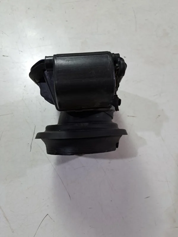 Лючок бензобака BMW 3 E91/E90 N52B25 2008 - миниатюра 3