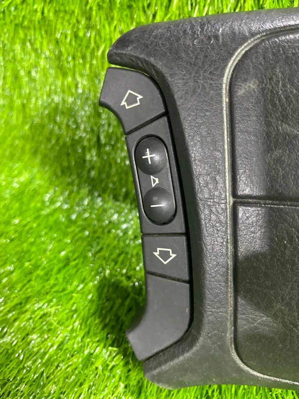 Подушка безопасности в руль BMW 3 E36 M50B20 1995 - миниатюра 3