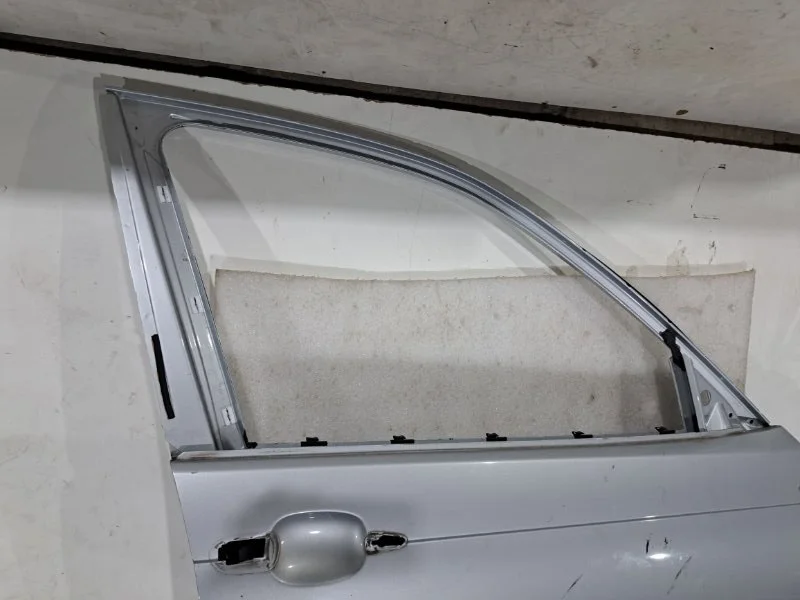 Дверь передняя правая BMW 3 E46 M43B19 2000 - миниатюра 3