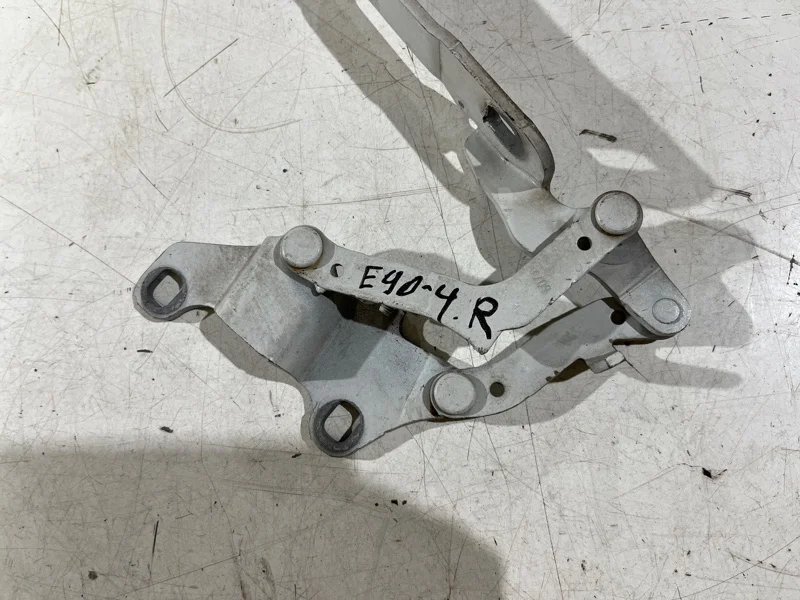 Петля капота правая BMW 3 E90/E91 N46B20 2009 - миниатюра 4