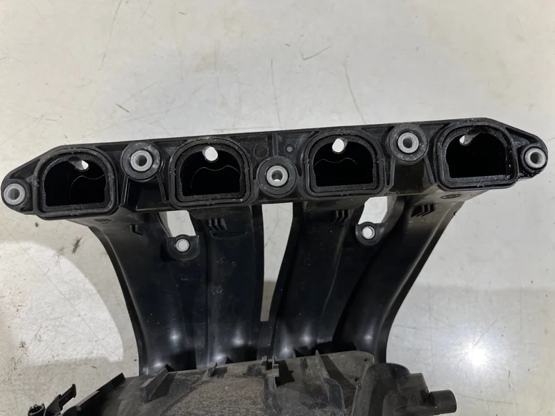 Коллектор впускной BMW 3 E90/E91 N46B20 2009 - миниатюра 7