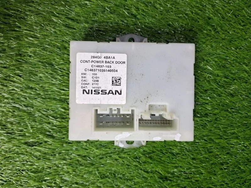 Блок крышки багажника Nissan X-Trail T32 R9MA410 - миниатюра 2