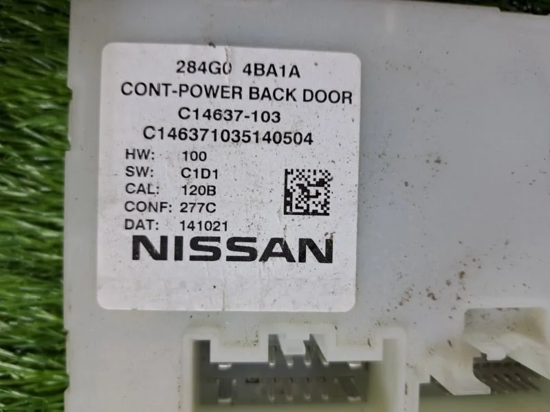 Блок крышки багажника Nissan X-Trail T32 R9MA410 - миниатюра 3
