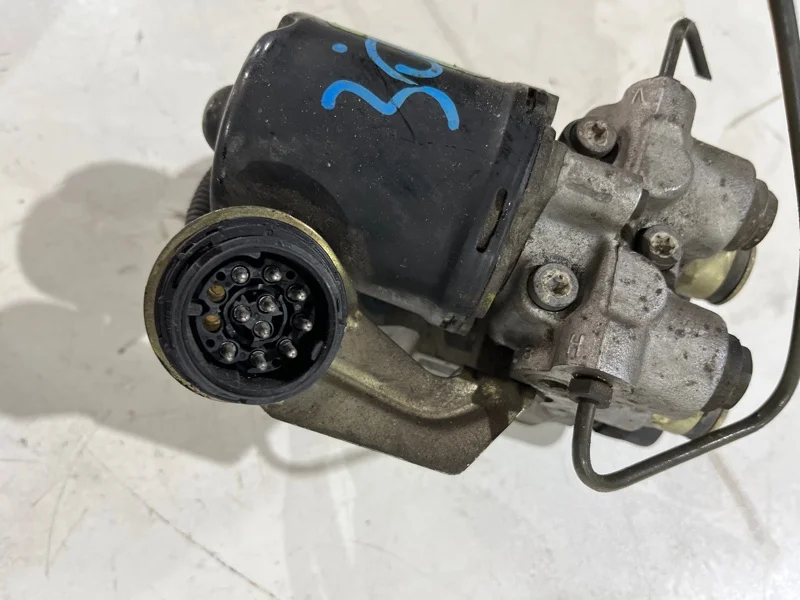 Блок ABS (насос) BMW 3 E36 M50B20 1995 - миниатюра 2