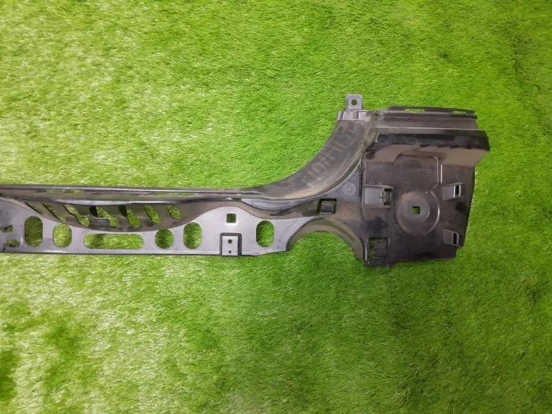 Кронштейн бампера задний BMW 5 F10/F11 N52B25 2010 - миниатюра 4