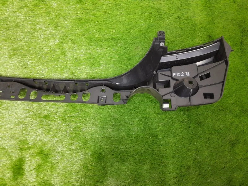 Кронштейн бампера задний BMW 5 F10/F11 N52B25 2010 - миниатюра 6