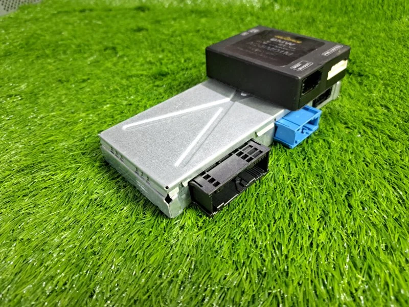 Блок управления ZGW BMW 5 F10/F11 N52B25 2010 - изображение 1