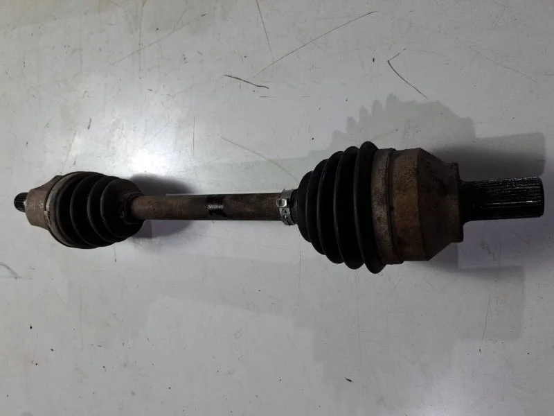 Полуось (привод) передний левый Ford Focus 2 СЕДАН - изображение 1