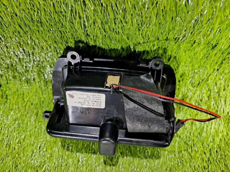 Пепельница передняя BMW 5 F10/F11 N52B25 2010 - миниатюра 5