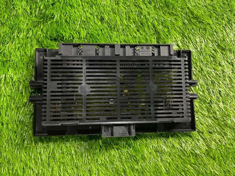 Блок электронный FRM BMW 1 E87 N45B16 2004 - миниатюра 4